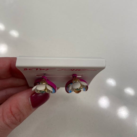 NWT Betsy Johnson Floral Earrings- 3 Piece Jacket Style - Picture 3 of 3